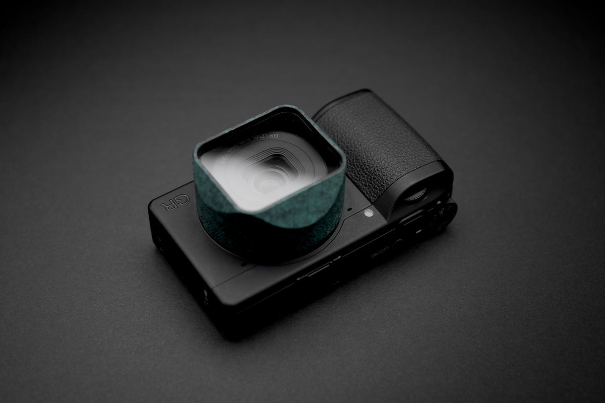 Ricoh GRIV V2 (Art Series)