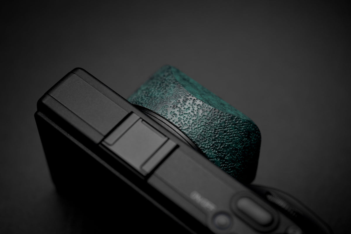 Ricoh GRIV V2 (Art Series)
