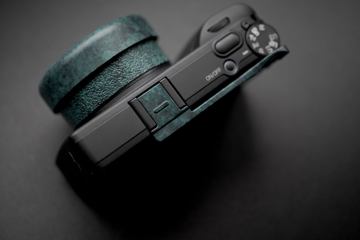 Ricoh GRIV V2 (Art Series)